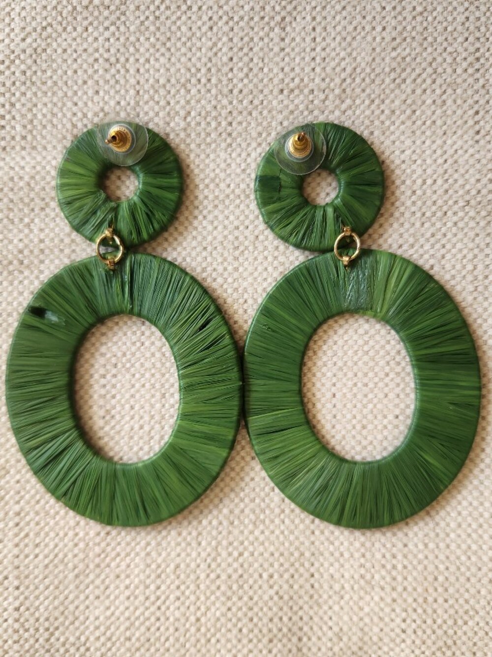 Oversized Green Raffia Drop Earrings - Picture 2 of 5